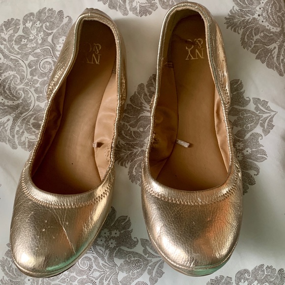 !3 for $25! Gold Ballet Flats Sz 9 - Picture 4 of 6